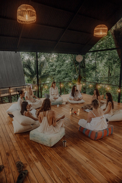 17:00 - 18:00 PM Ladies circle FREE (Women Only) with Ann Christin - Monday